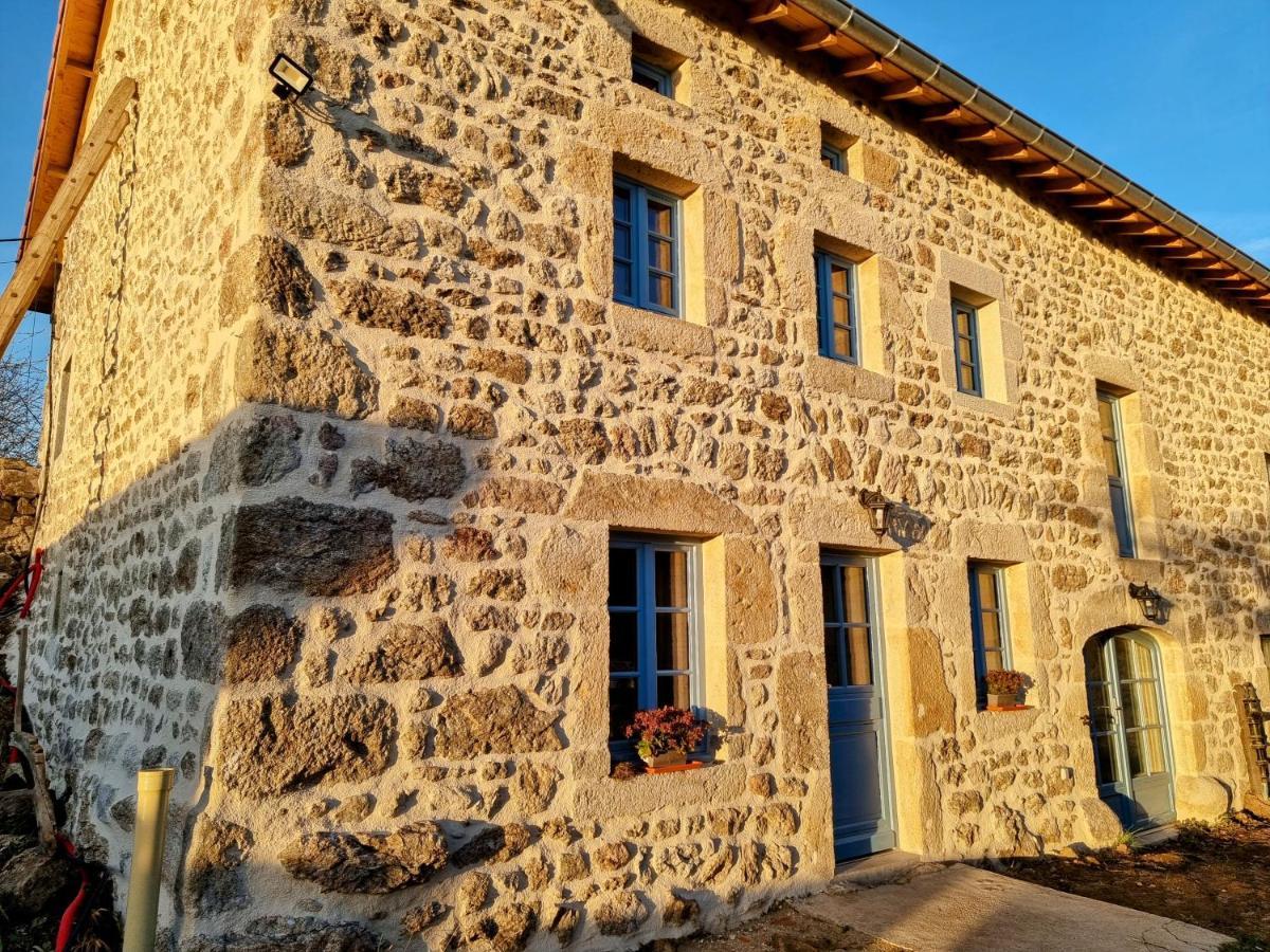 Vila Gite La Menou Usson-en-Forez Exteriér fotografie