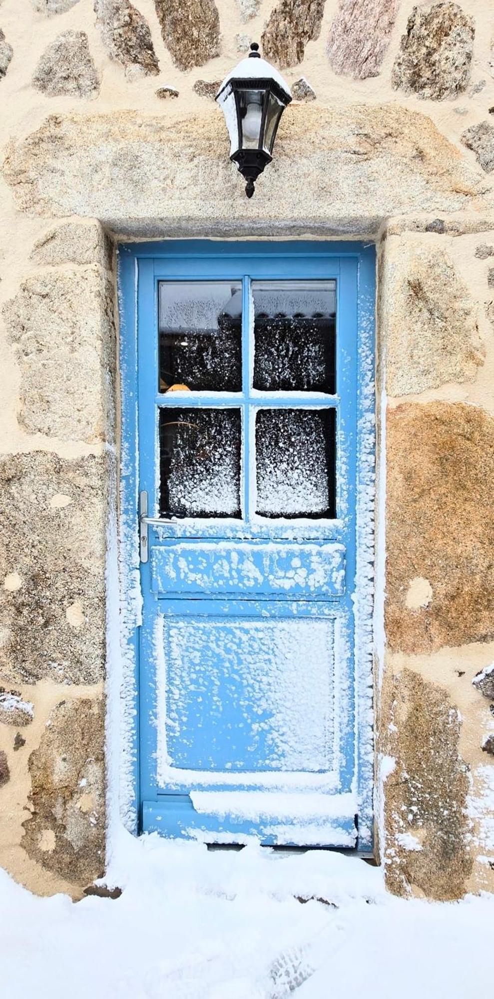 Vila Gite La Menou Usson-en-Forez Exteriér fotografie